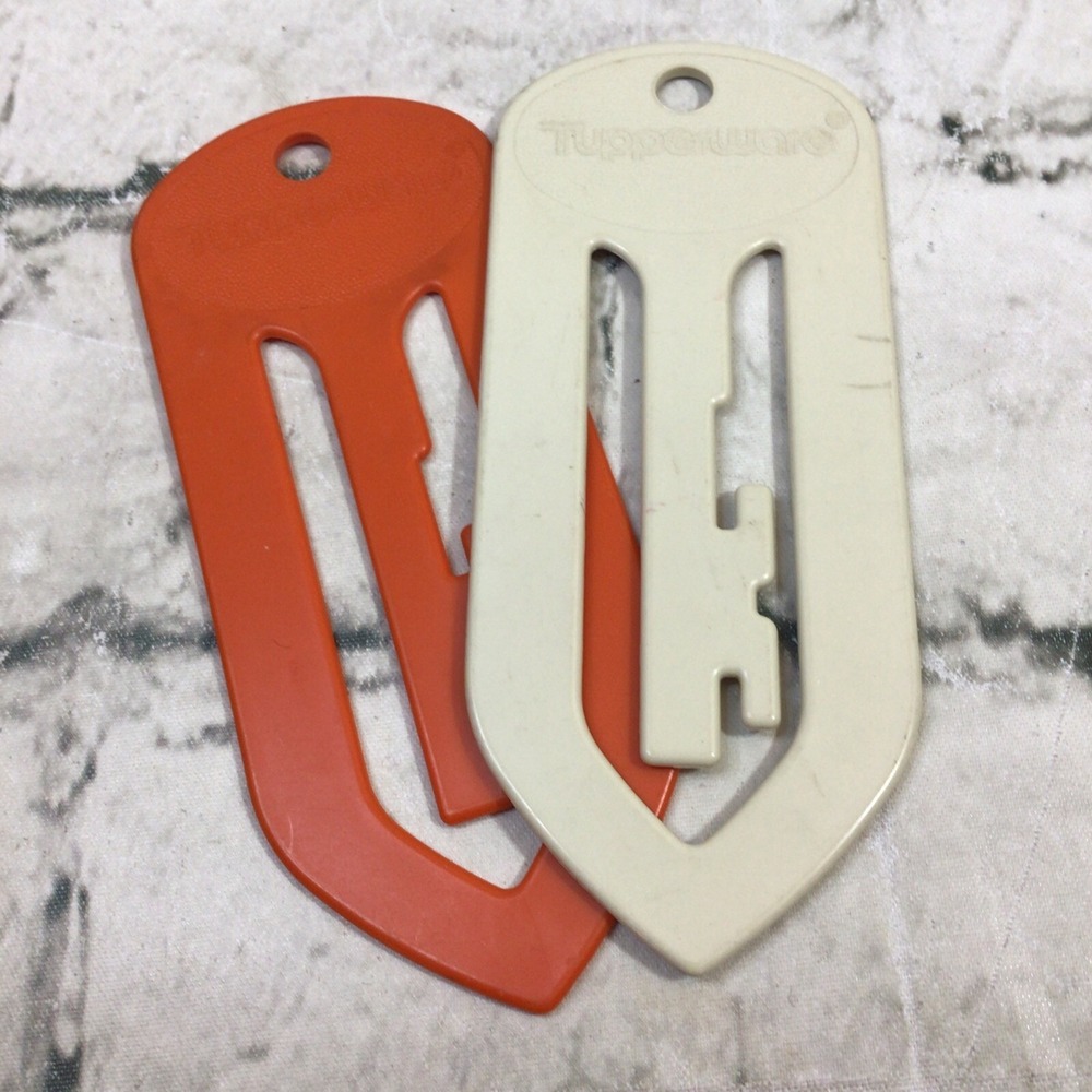 Vintage Tupperware  Key Bookmark Paper Clip Lot of 2 Orange Biege‎